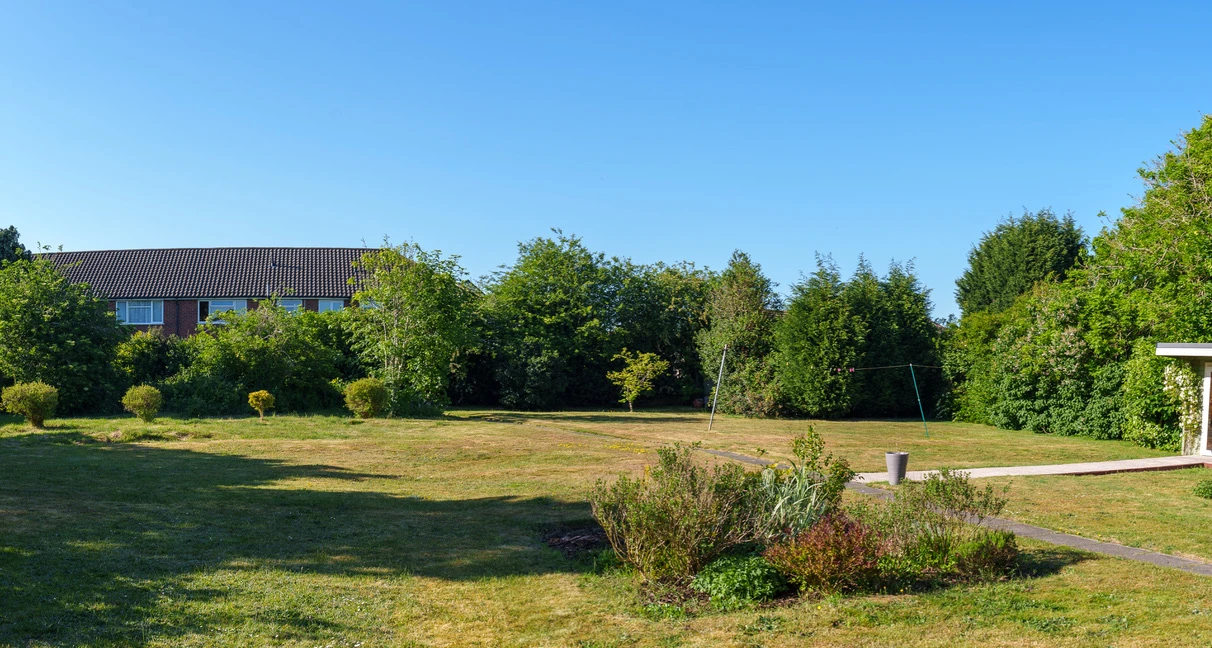 706DCFF2-0019-4119-B791-B97D9C3FBF86_1_105_c